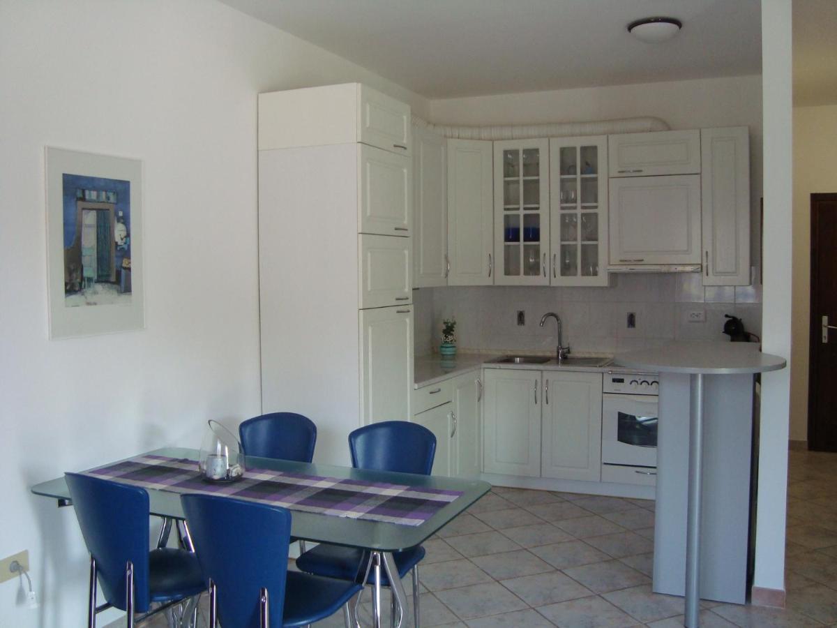 Apartman Carmen Crveni Vrh Buitenkant foto