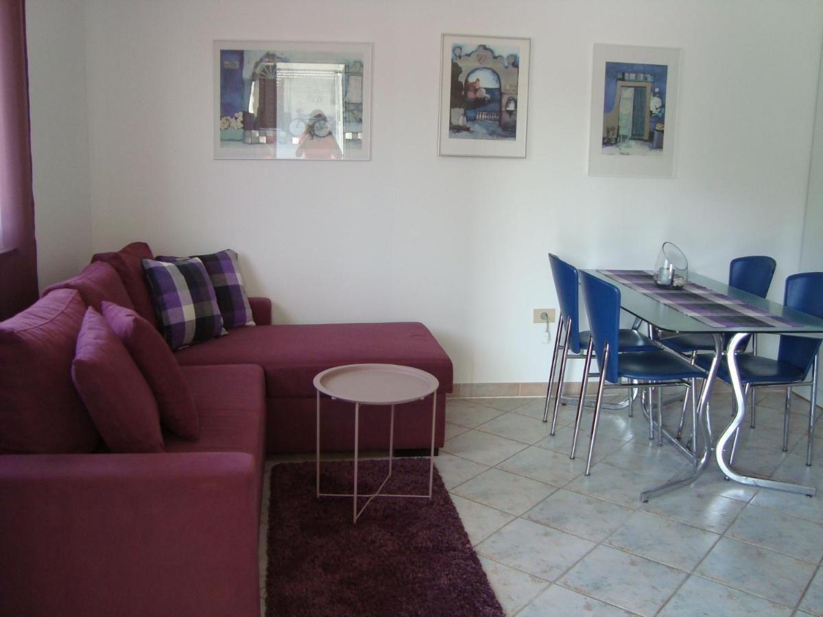 Apartman Carmen Crveni Vrh Buitenkant foto